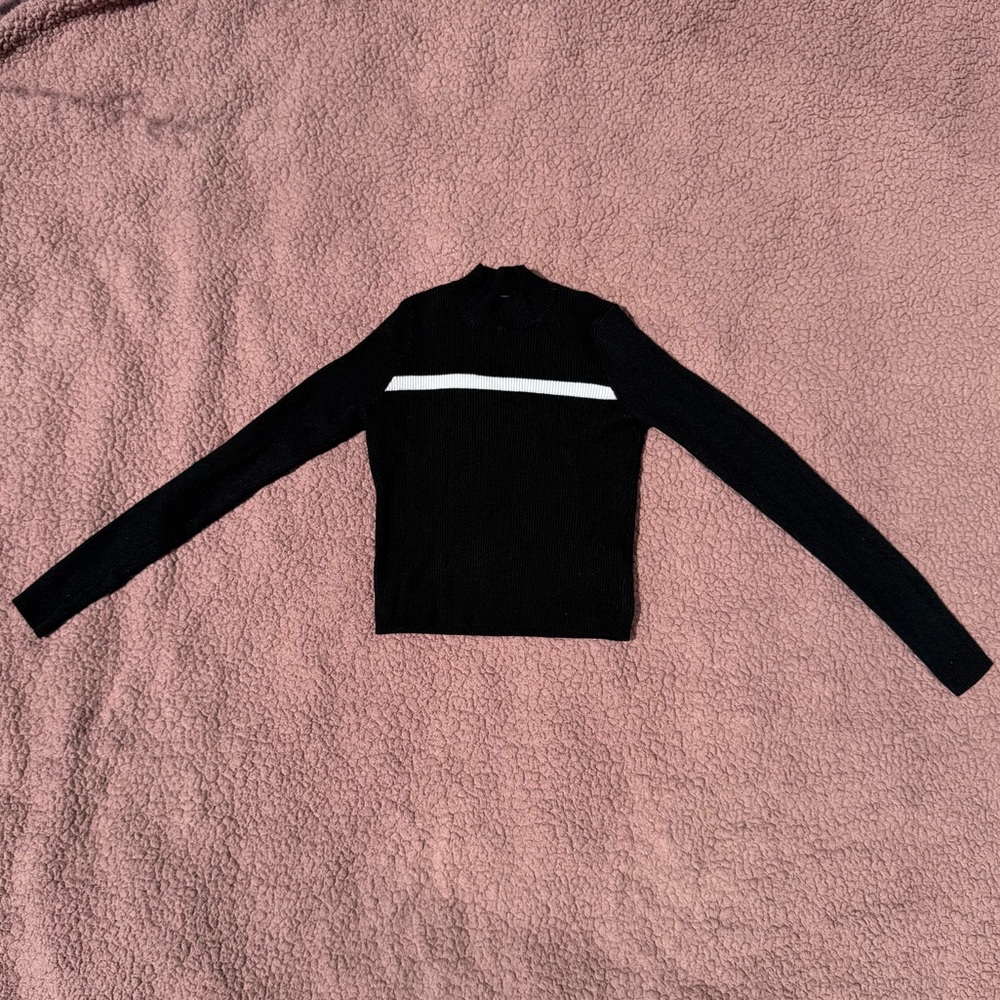 BRANDY MELVILLE Black Crop Sweater with White Stripe